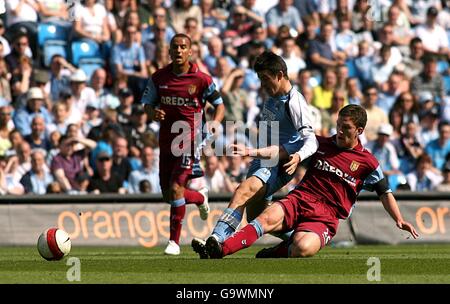 Soccer - FA Barclays Premiership - Manchester City v Aston Villa - La ville de Manchester Stadium Banque D'Images