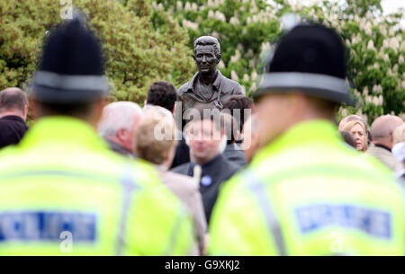 Brian Clough statue dévoilée Banque D'Images