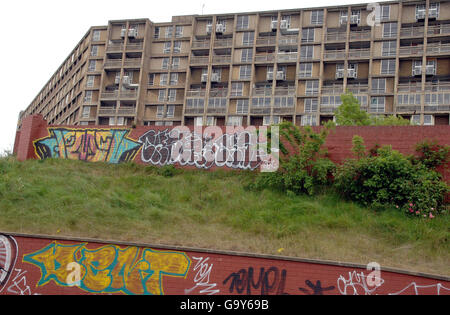 Le stock de pourriture urbaine. Appartements sur Park Hill Estate, Sheffield. Banque D'Images