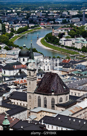 Vieille ville de Salzbourg avec l'église des Franciscains, Salzburg, Autriche, Europe Banque D'Images