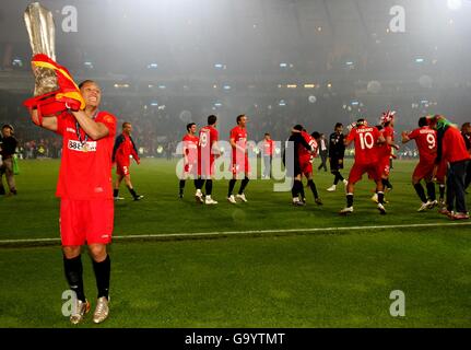 Football - Coupe UEFA - Final - Espanyol v Sevilla - Hampden Park Banque D'Images