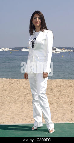 Caterina Murino pose pour les photographes lors d'un photocall pour St Trinians lors du Festival de Cannes, France. Banque D'Images