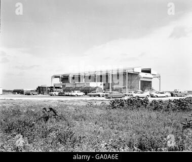 Photographie de la base aérienne d'Offutt, capturant la disposition et les installations de cette installation militaire stratégique. Banque D'Images