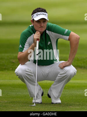 Golf - BMW Championship - Wentworth Golf club - Virginia Water.Justin Rose d'Angleterre en action pendant le championnat BMW au club de golf de Wentworth, Virginia Water, Surrey. Banque D'Images