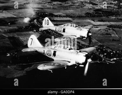 Un Grumman F6F Hellcat, un avion de chasse à porte-avions utilisé par la marine américaine pendant la seconde Guerre mondiale, photographié dans les années 1940 Banque D'Images