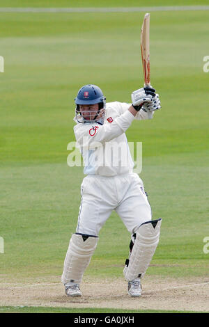 Cricket - Liverpool Victoria Championship - Division 2 - Premier jour - Notinghamshire Outlaws v Essex Eagles - The County Ground. Graham Napier, Essex Eagles Banque D'Images