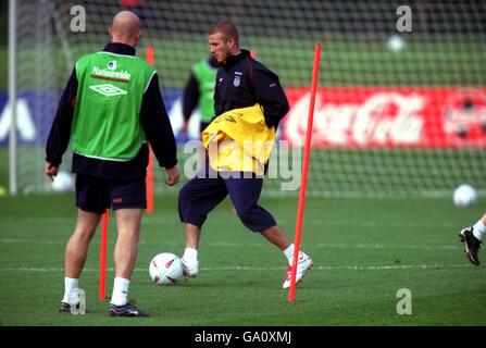 - Qualification de la Coupe du Monde de football - Groupe 9 - France / Grèce - Angleterre Formation Banque D'Images