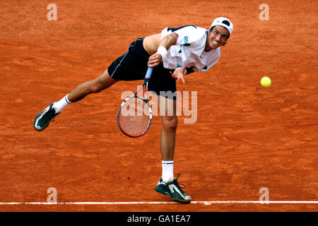 Juan Ignacio Chela de l'Argentine en action pendant son match Contre Gael Monfils de France Banque D'Images