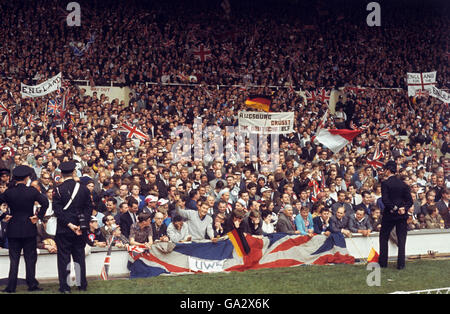 fanion ALLEMAGNE /ANGLETERRE finale 1966, coupe du Monde