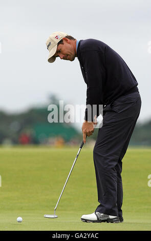 Padraig Harrington en Irlande pendant la deuxième journée du 136e Championnat d'Open à Carnoustie, en Écosse. Banque D'Images