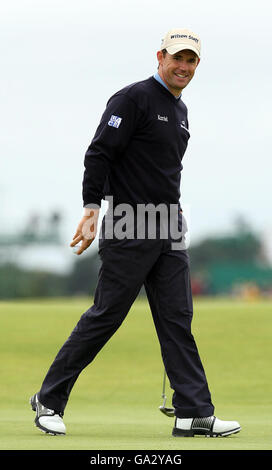 Padraig Harrington en Irlande pendant la deuxième journée du 136e Championnat d'Open à Carnoustie, en Écosse. Banque D'Images