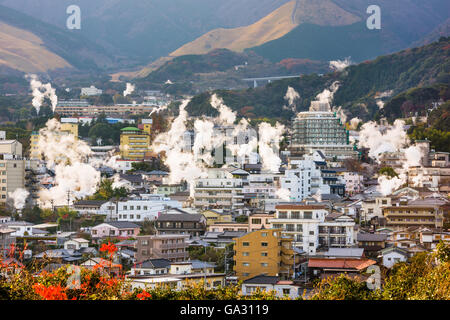 Beppu, Japon cityscape with Hot spring bath maisons. Banque D'Images