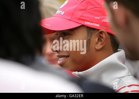 Lewis Hamilton, McLaren Mercedes, pendant la séance d'entraînement au Nurburgring Banque D'Images