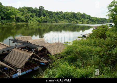 La Lune, près de la ville d'Ubon Ratchathani dans la provinz de Ubon Rachathani dans la région d'Isan dans le nord-est de la Thaïlande je Banque D'Images