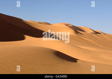 Dunes de sable, de l'Erg Awbari, désert du Sahara, Fezzan, Libye, Afrique du Nord Banque D'Images