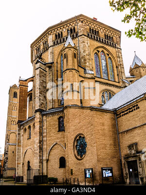 Le Grand Saint Martin à l'Église le marché au poisson de Cologne, Allemagne Banque D'Images