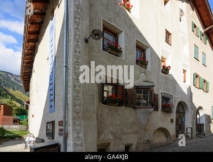 Bergün/Bravuogn Vieille ville musée dans le style de l'Engadine, Grisons Suisse Grisons Albula Banque D'Images