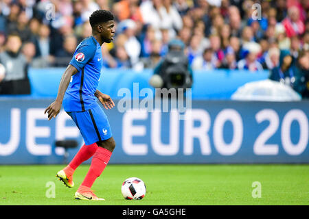 St Denis, Paris, France. 06Th Juillet, 2016. L'UEFA EURO 2016 match de quart de finale entre la France et l'Islande au Stade de France à Saint-Denis, France, 03 juillet 2016. Samuel Umtiti (France) Crédit : Action Plus Sport/Alamy Live News Banque D'Images