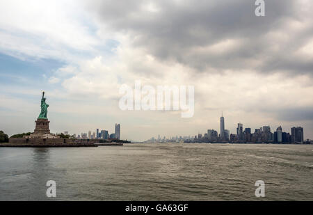 Lower Manhattan, également connu sous le nom de centre-ville de Manhattan, est la partie la plus méridionale de l'île Banque D'Images