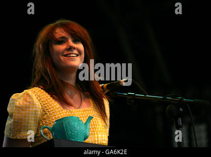 Ben et Jerry's Sundae on the Common - Londres.Kate Nash se produit aux Big Sundae de Ben and Jerry sur Clapham Common. Banque D'Images