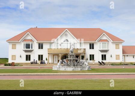 Donald Trump's Turnberry golf club Le club-house à l'Ayrshire, Scotland, UK Banque D'Images