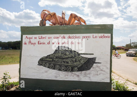 Modeste monument commémorant la victoire de Cuba sur les États-Unis dans l'incident de la Baie des Cochons. Banque D'Images