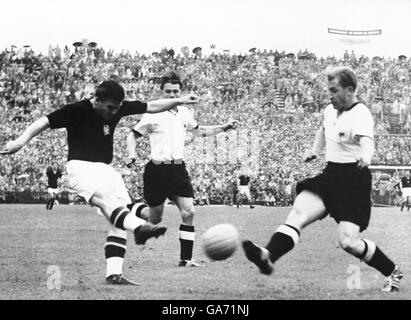 - Coupe du Monde de football suisse 54 - Final - Hongrie / Allemagne de l'Ouest Banque D'Images