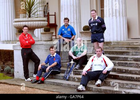 Mark Taylor (pays de Galles), Fabian Galthie (France) Luca Martin (Italie) Keith Wood (Irlande), Phil Vickery (Angleterre), Andy Nicol (Écosse) au Stoke Park Club pour le lancement du Lloyds six Nations. Banque D'Images