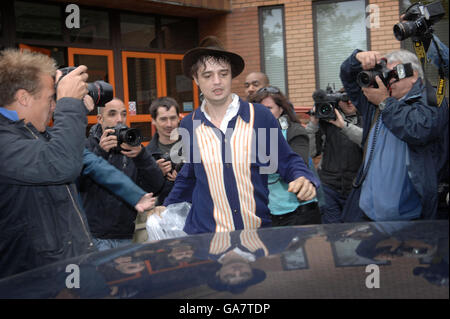 Pete Doherty s'échappe Prison de nouveau - Londres Banque D'Images