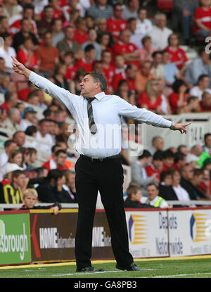 Football - Barclays Premier League - Middlesbrough / Newcastle United - Riverside Stadium.Sam Allardyce, directeur de Newcastle, sur le terrain de contact lors du match de la Barclays Premier League au stade Riverside, à Middlesbrough. Banque D'Images