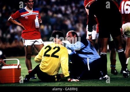 Football - Coupe du Monde Espagne 82 - Groupe B - l'Angleterre v l'Allemagne de l'Ouest Banque D'Images