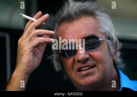 Course automobile Formula One - Grand Prix de Malaisie - qualification. Flavio Briatore, Renault Team Boss Banque D'Images