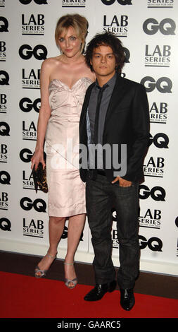 Sophie Dahl et Jamie Cullum arrivent pour les GQ Men of the Year Awards à l'Opéra royal de Covent Garden, dans le centre de Londres. Banque D'Images