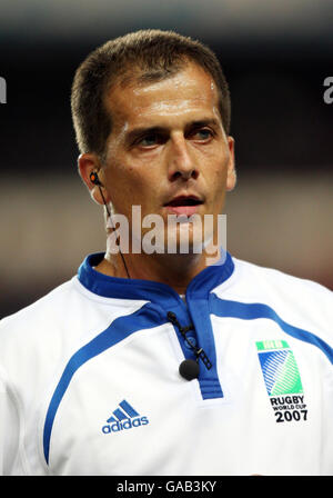 Arbitre Marius Jonker lors du match de rugby de la coupe du monde du Groupe C au Parc des Princes, Paris, France. Date de la photo: Mercredi 19 septembre 2007. Le crédit photo devrait se lire comme suit : David Davies/PA Wire. RESTRICTIONS : l'utilisation est soumise à des restrictions. Aucune utilisation mobile. Rapports éditoriaux uniquement. Utilisation commerciale uniquement avec autorisation écrite préalable. Appelez le +44 (0) 1158 447447 ou consultez le site www.pressassociation.com/images/restrictions pour connaître toutes les restrictions. Banque D'Images