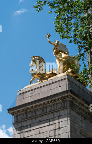 Monument du Maine à la porte de la marine marchande, Central Park, Manhattan, New York City, NYC Banque D'Images