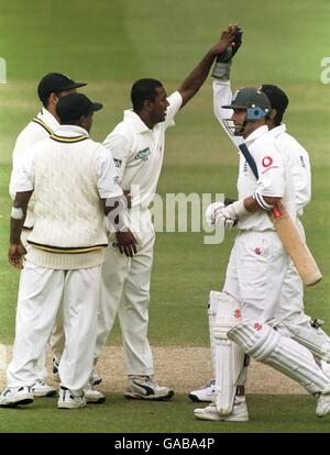Cricket - Angleterre v Sri Lanka - Première npower Test - Cinquième Jour Banque D'Images