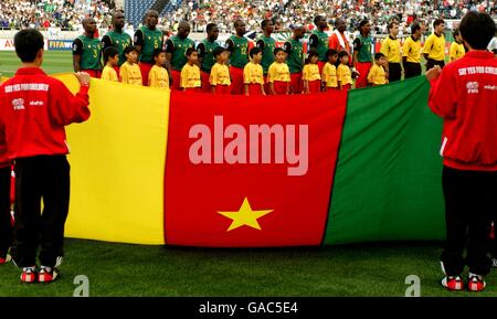 Football - Coupe du Monde FIFA 2002 - Groupe E - Cameroun / Arabie Saoudite Banque D'Images