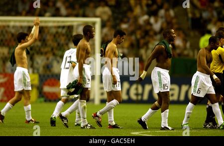 Football - Coupe du Monde FIFA 2002 - Groupe E - Cameroun / Arabie Saoudite Banque D'Images