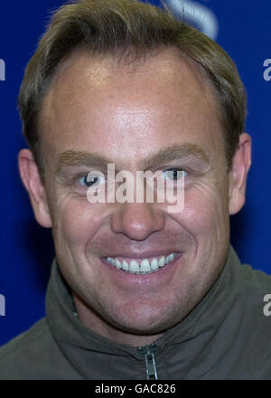 Jason Donovan livre signature WHSmith - Nottingham Banque D'Images