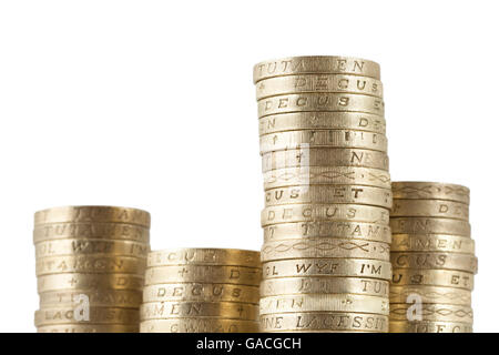 Des piles de livres sterling pound coins Banque D'Images