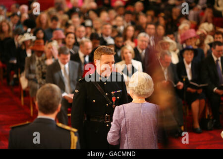 Investiture royale Banque D'Images