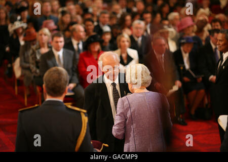 Investiture royale Banque D'Images