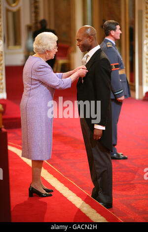 Investiture royale Banque D'Images