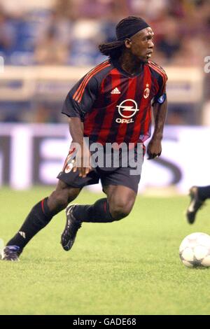 Football - Real Madrid Centenary Tournament - AC Milan / Bayern Munich. Clarence Seedorf, CA Milan Banque D'Images