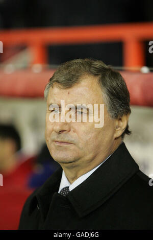 Anatoly Bypelles, le directeur de Moscou, Lokomotiv, lors du match de la coupe UEFA au stade Pittodrie, à Aberdeen. Banque D'Images