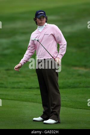 Golf - Quinn Direct British Masters - première journée - le beffroi.Rory McIlroy d'Irlande du Nord pendant les Quinn Direct British Masters au Belfry, Wilshaw, Sutton Coldfield. Banque D'Images