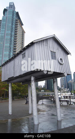 VANCOUVER - Septembre 2014 : maison sur pilotis au Harbour Green Park Banque D'Images