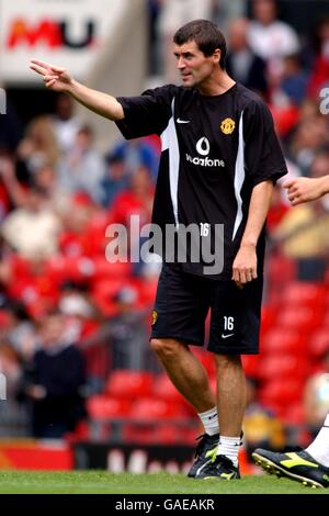 Football - FA Barclaycard Premiership - Manchester United Training. Roy Keane de Manchester United Banque D'Images