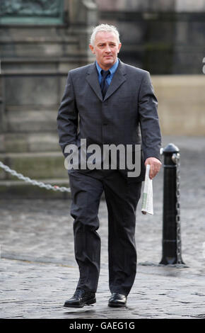 NAT Fraser, tueur d'épouses condamnées, arrive pour le début de sa cause d'appel à la Cour d'appel d'Édimbourg. Banque D'Images