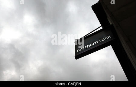 Vue générale sur une succursale de Northern Rock dans la rue Castle d'Édimbourg. Banque D'Images